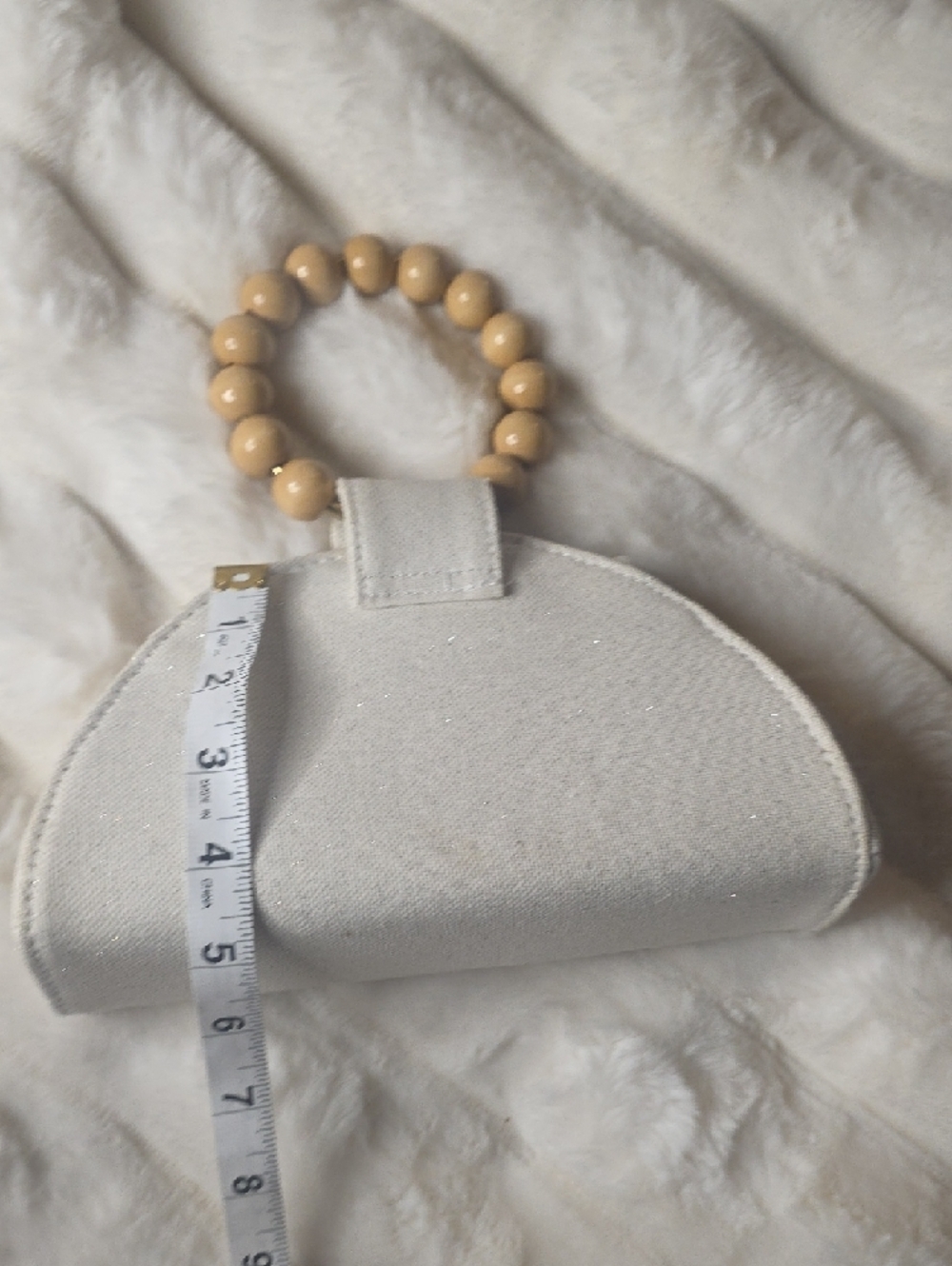 Beaded Handle White Woven Clutch Handbag - Picture 5 of 5